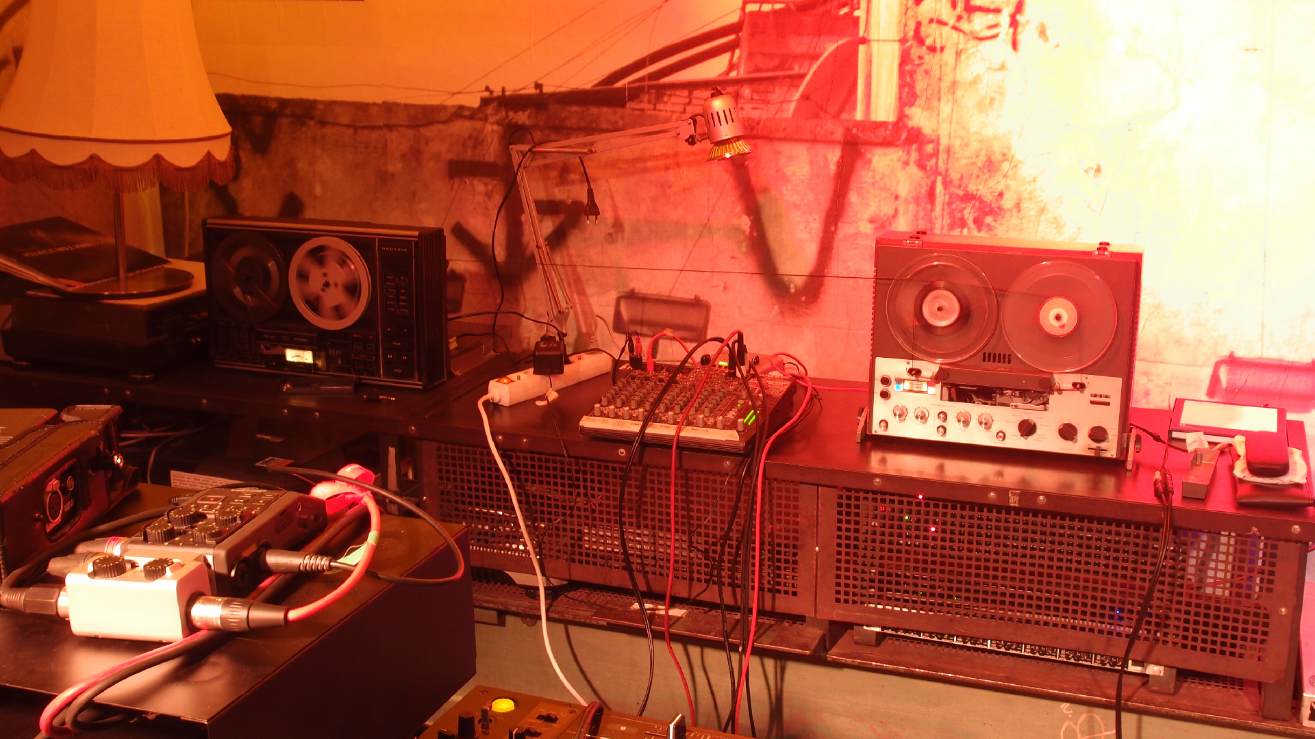 2021-10-25 Vocoder mit 2 Tonbändern (Audio, Foto, Grafk)