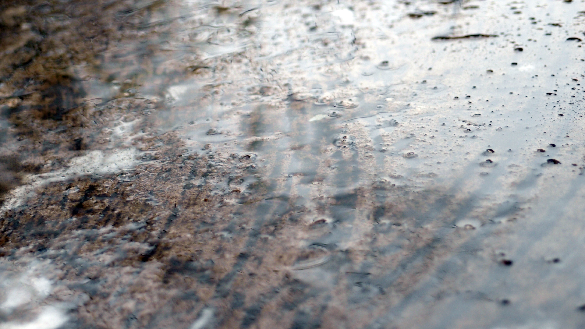 2021-12-09 & 10 Das Kleine Regen Rhythmus Orchester (Schnee auf Alufolie) (Audio, Foto, Typo Grafik)