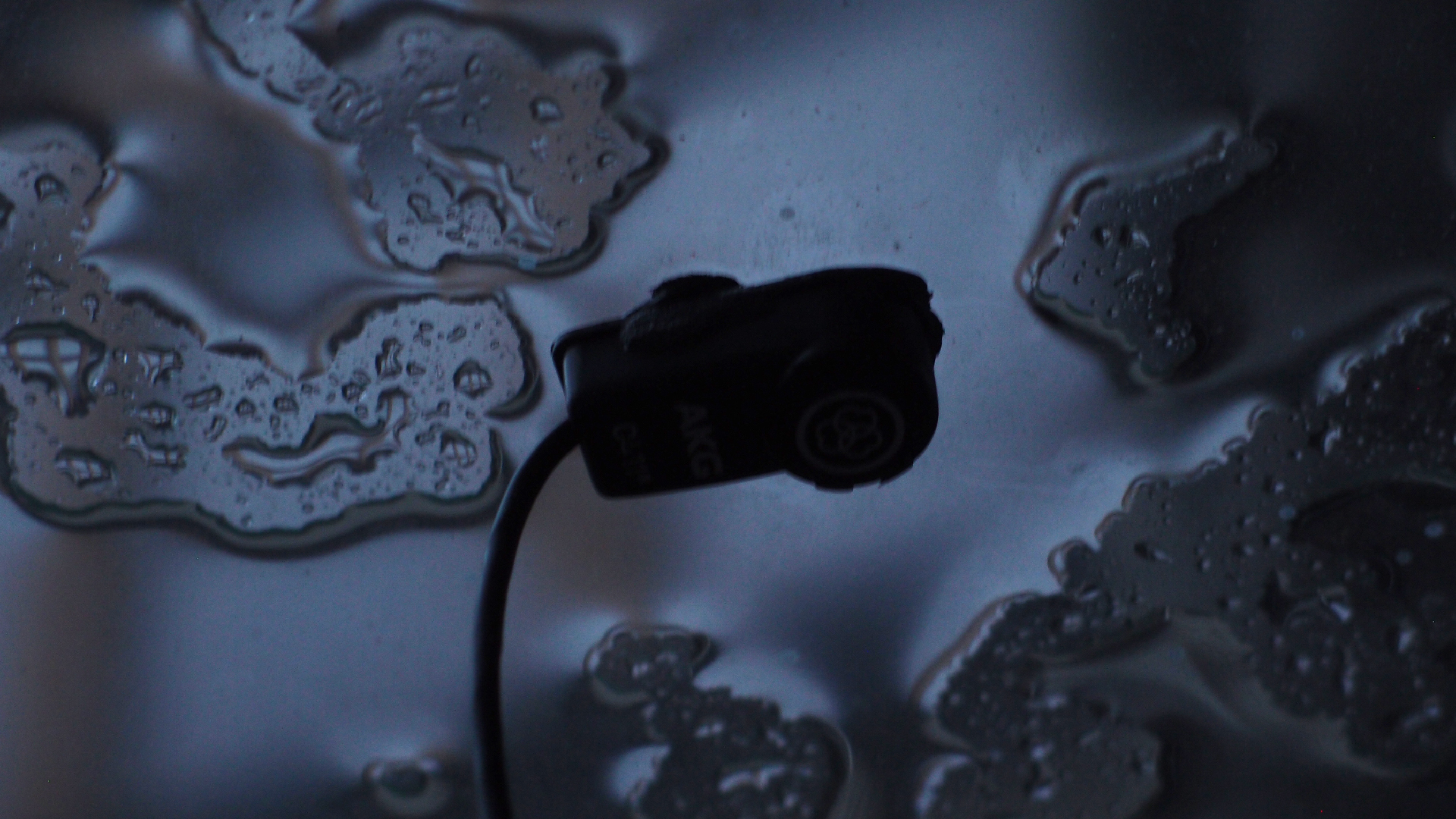 2022-02-01 Das Kleine Regen Rhythmus Orchester (Fensterglas) (Audio, Video)