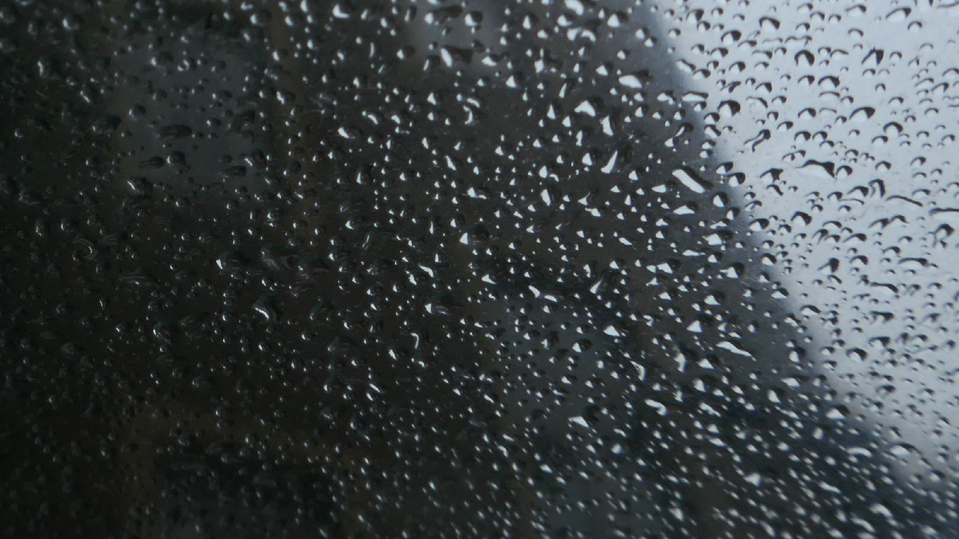 2022-02-08 Das Kleine Regen Rhythmus Orchester (Fensterglas einfach, im Bilderrahmen, II) (Audio, Video)