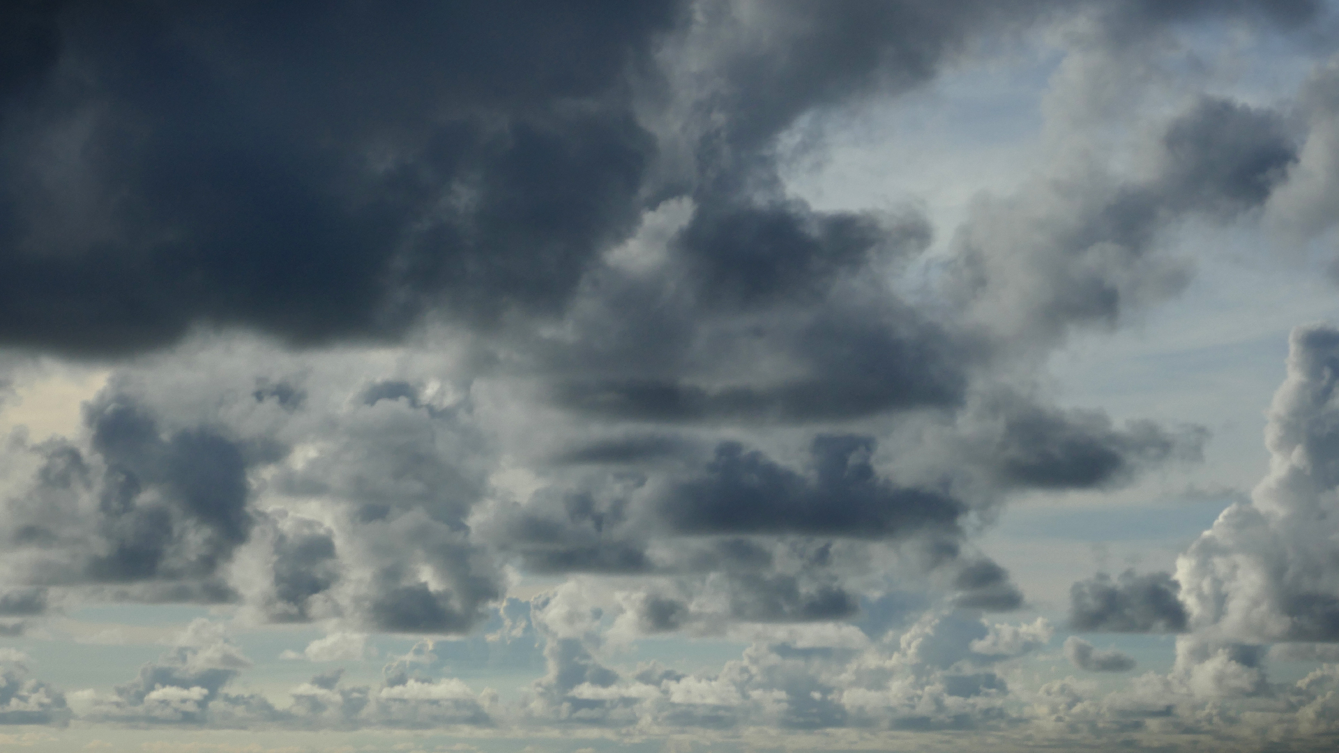 2022-10-27 15 Uhr 58 Wolken und Wellen (Foto, Video)