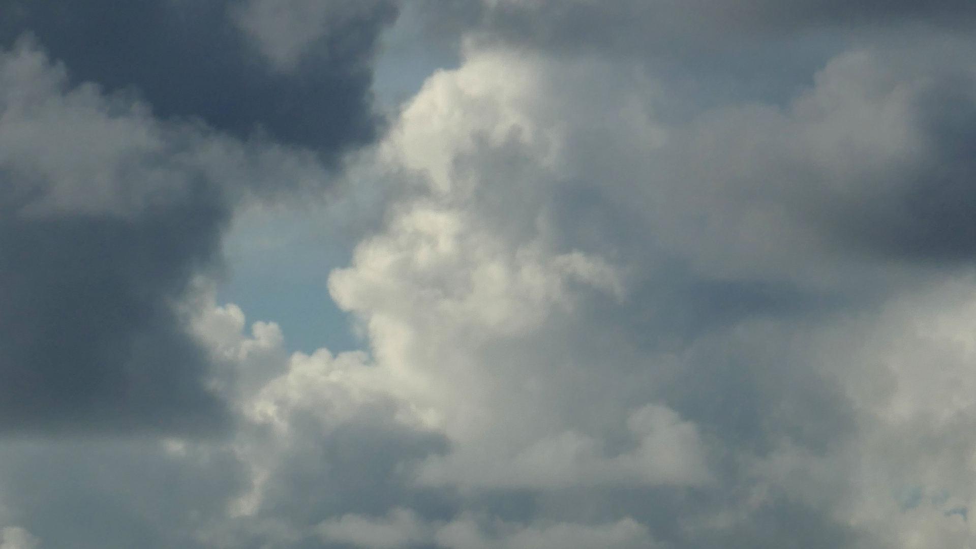 2022-10-27 15 Uhr 58 Wolken und Wellen (Foto, Video)