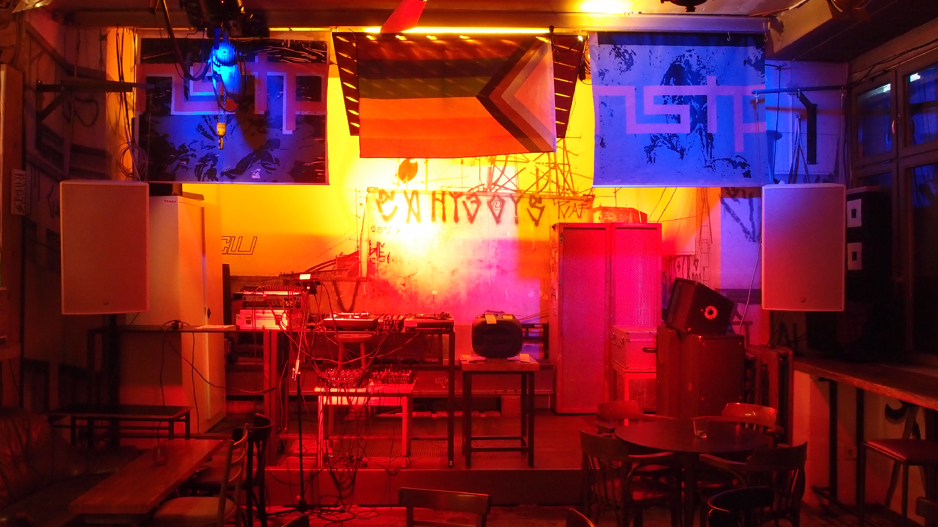 2023-01-10 reinfeiren ins 17 Jahre wendel Fest (Spieluhr/wendelrekords III/Dj Set)