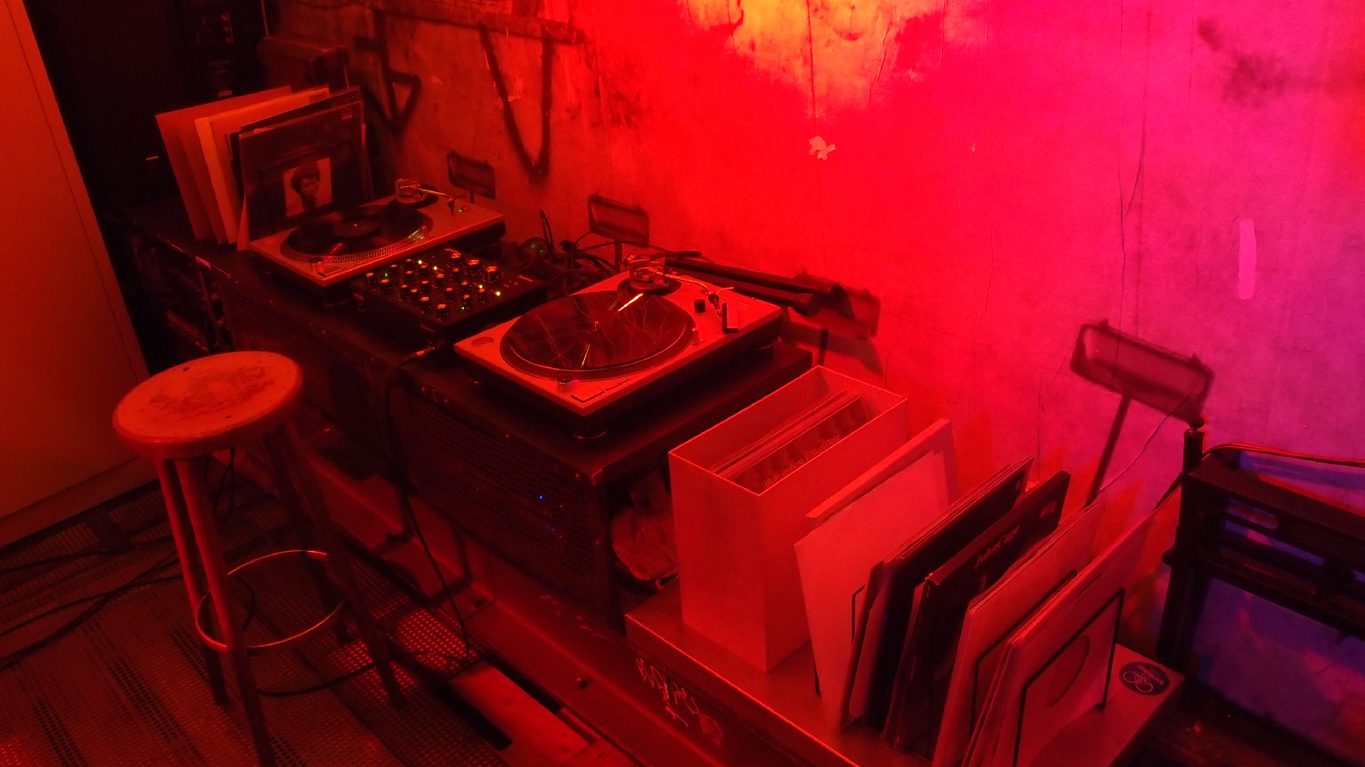 2023-01-10 reinfeiren ins 17 Jahre wendel Fest (Spieluhr/wendelrekords III/Dj Set)