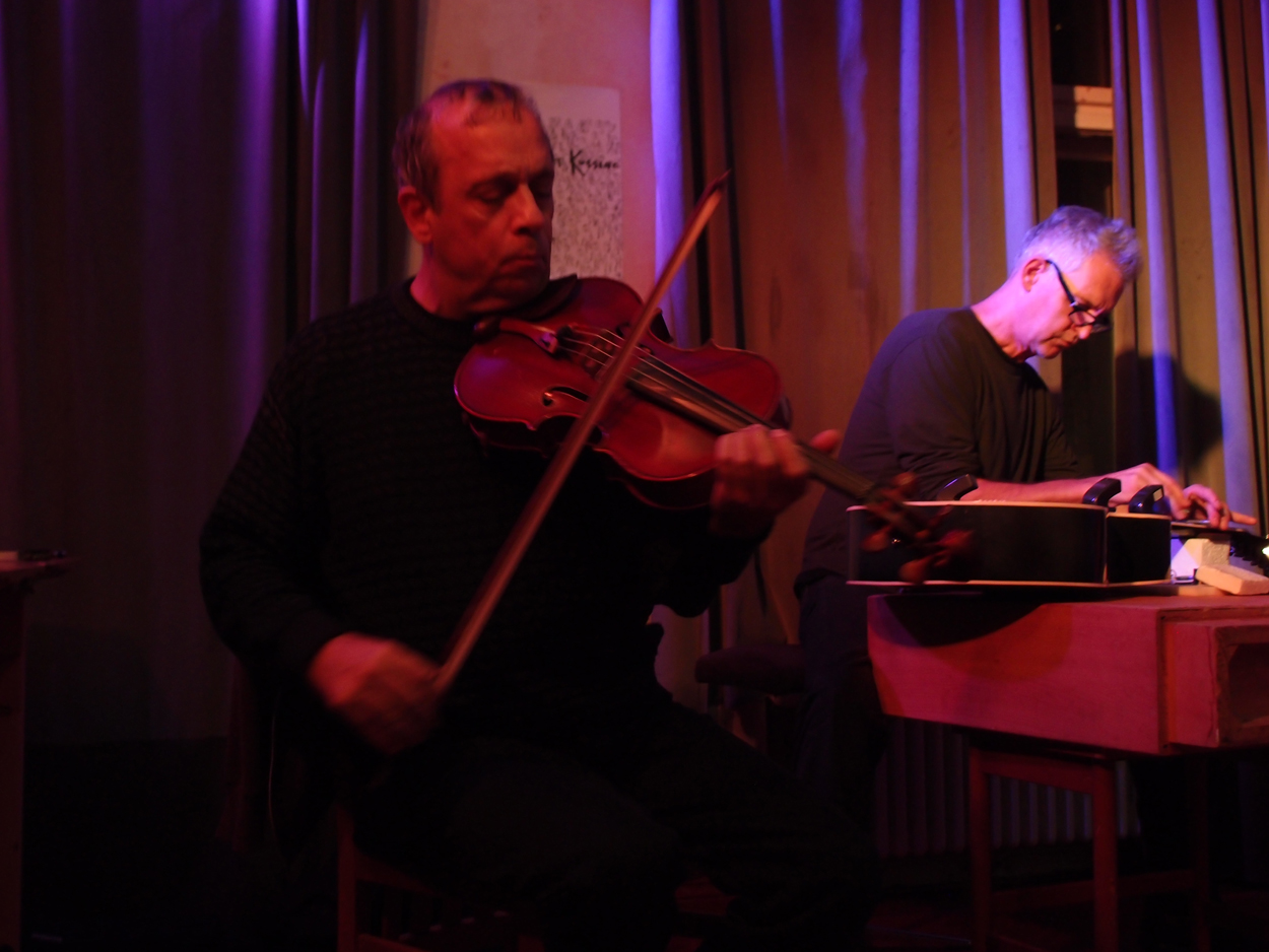 2017-10-17 Ernesto Rodrigues, Ame Zek, Elo Masing, Hui-Chun Lin at T Berlin