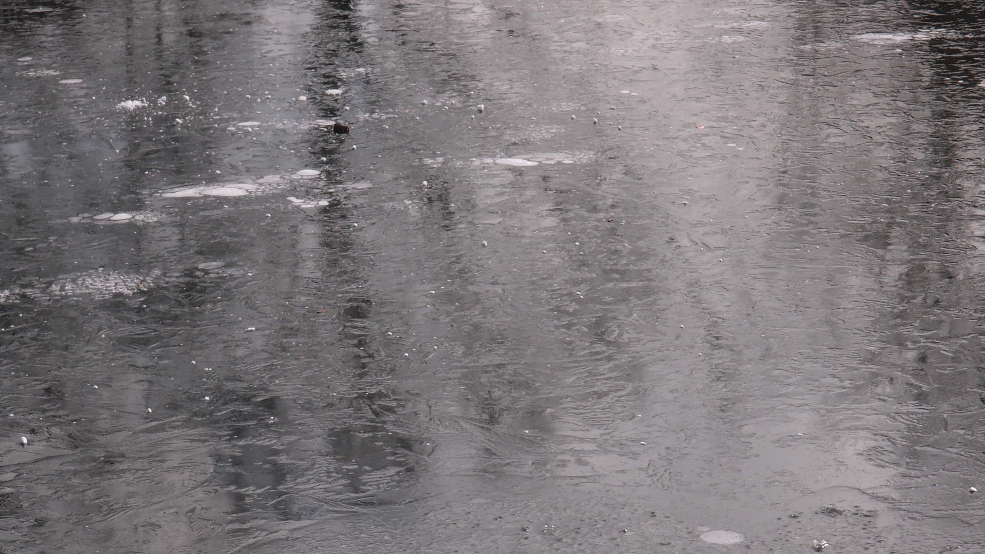 2021-02-02 Wasser in der Sple II, On-Off mit Parameterwechsel (Remix John Cage 'Book Of Music') (Komposition, Remix, Recording, Foto)