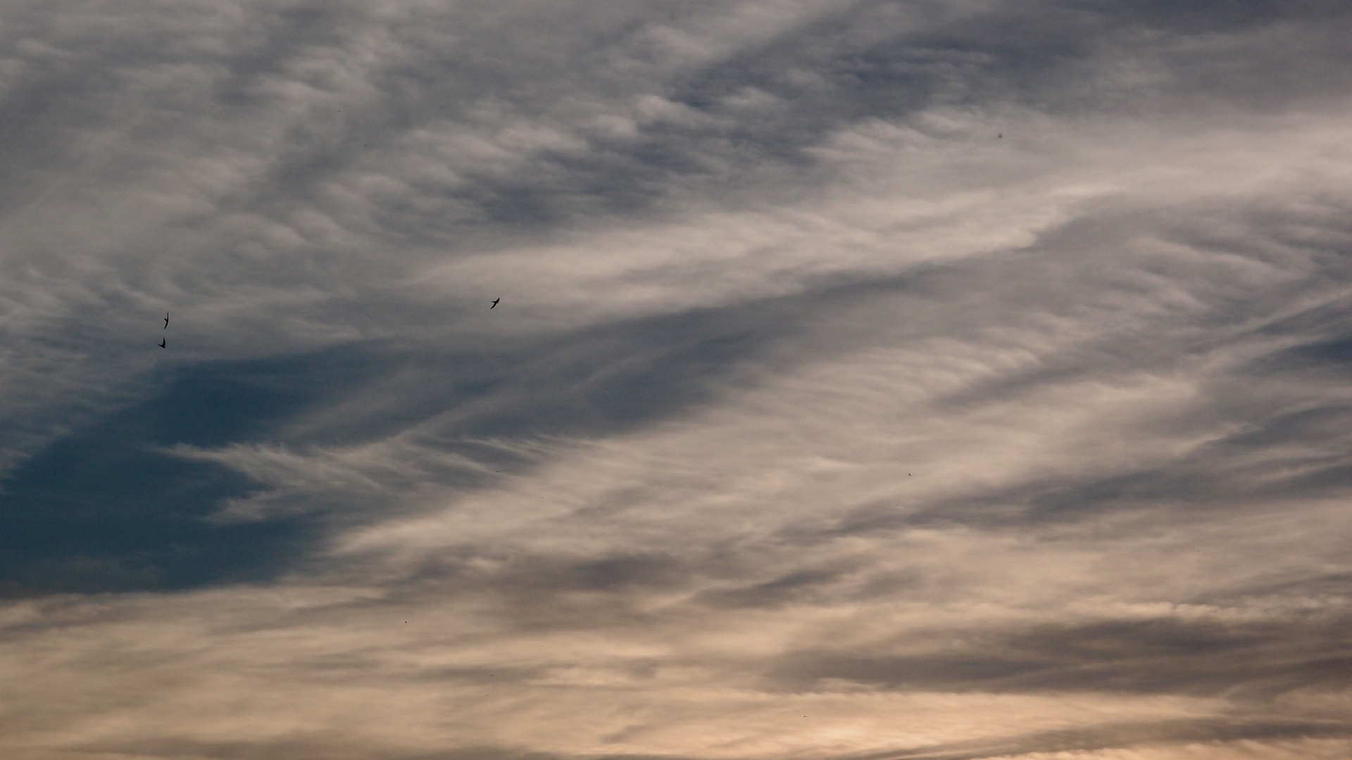 2022-07-12 19 uhr 05 When The Night Comes Falling From The Skies (Audio, Video)