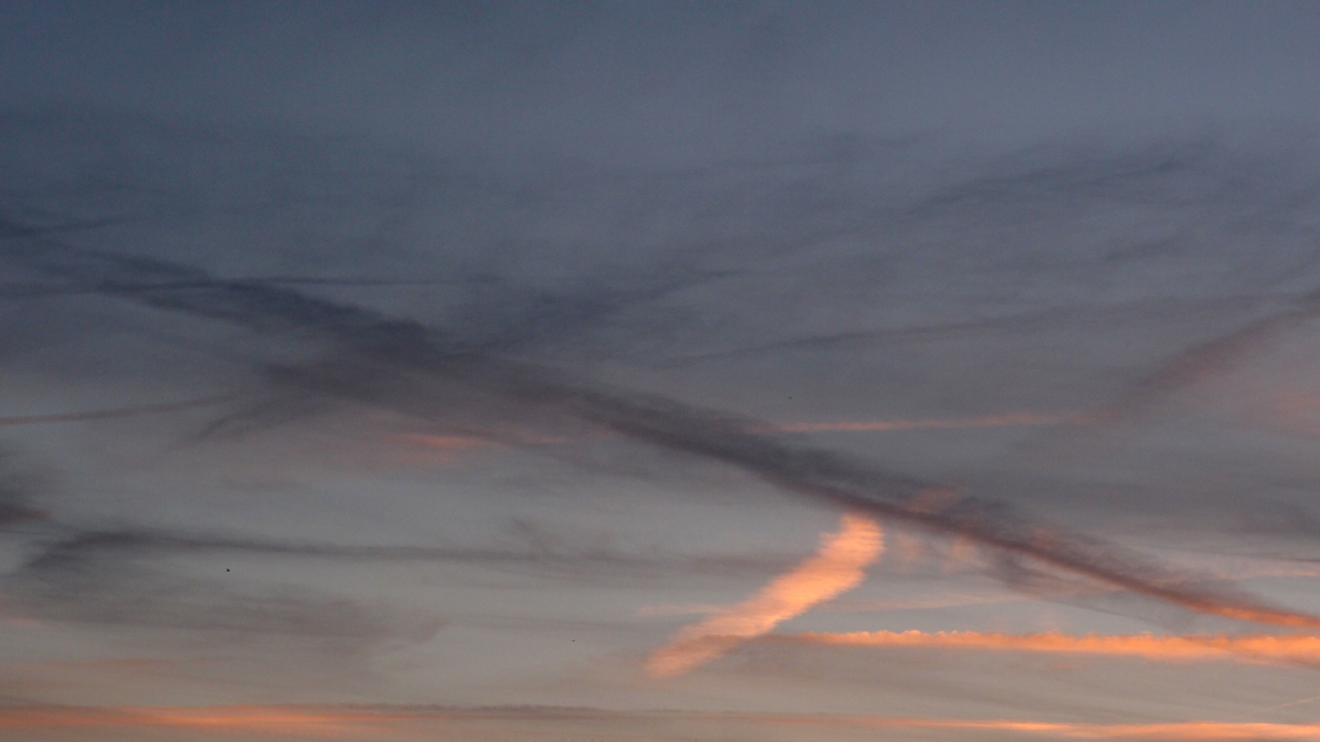 2022-07-12 19 uhr 05 When The Night Comes Falling From The Skies (Audio, Video)