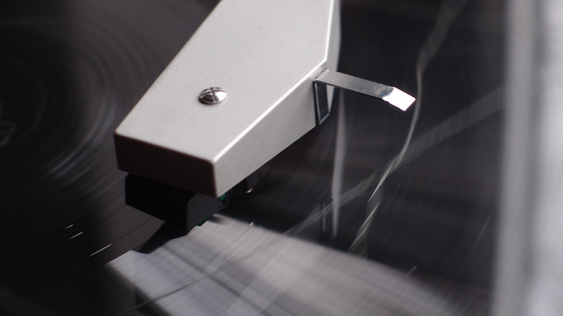 005 Lenco L930 mit Shure N95-3 Nadel