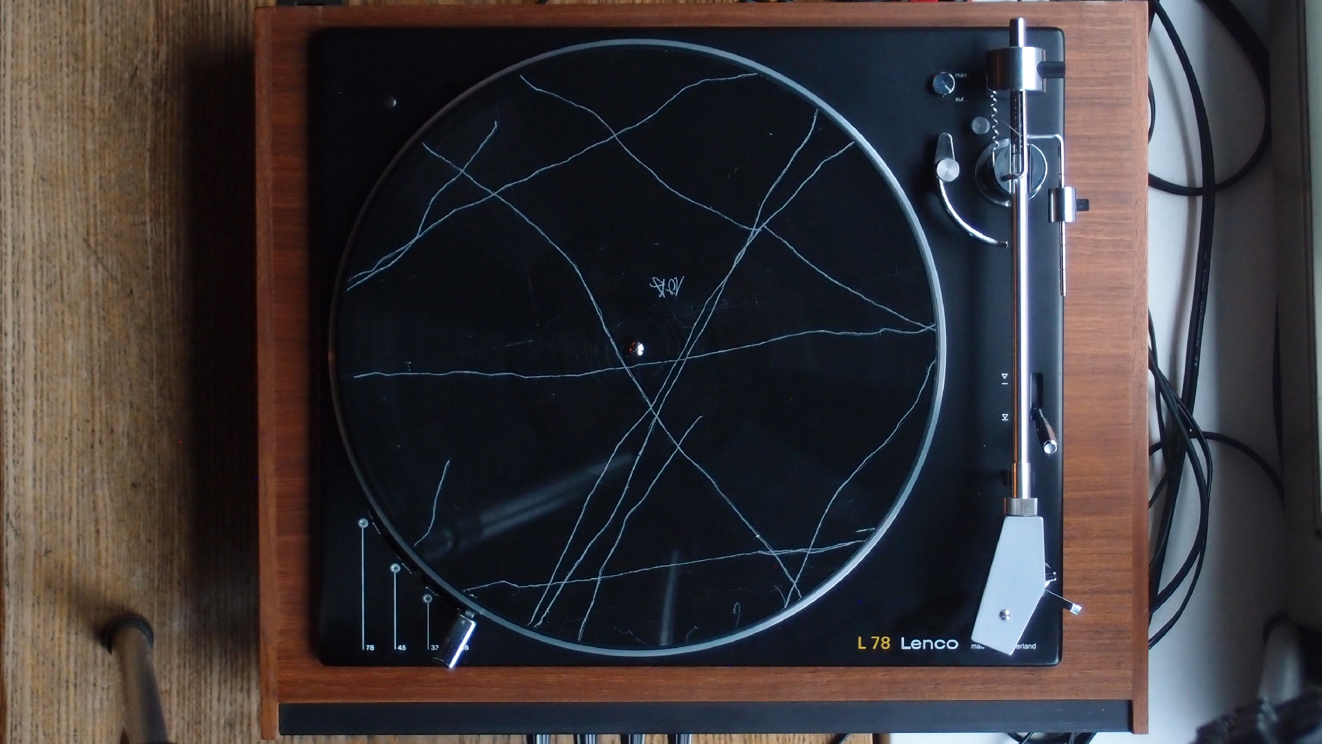 005 Lenco L930 mit Shure N95-3 Nadel